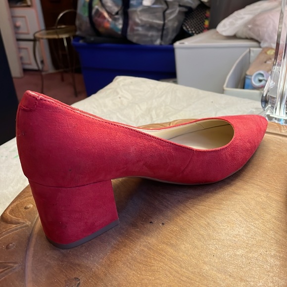Nine West red block heel shoes - Picture 7 of 17